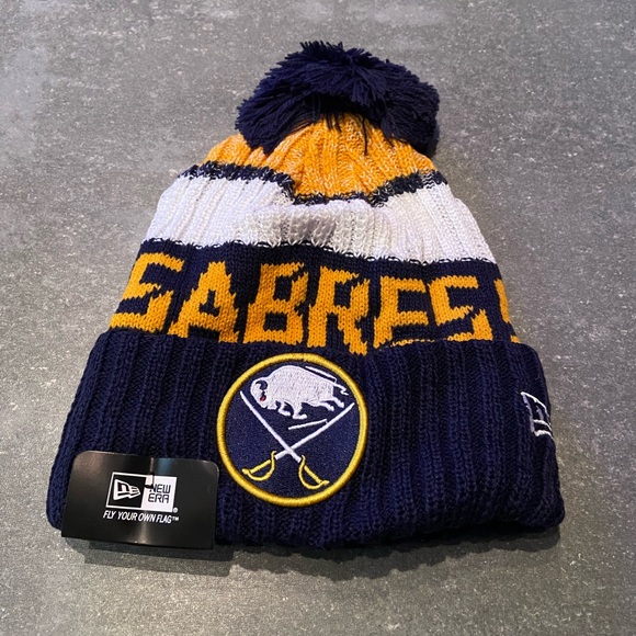 PRICE IS FIRM Brand new Buffalo Sabres beanie - Picture 1 of 1